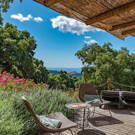 Luxury With Pool And Breathtaking Views